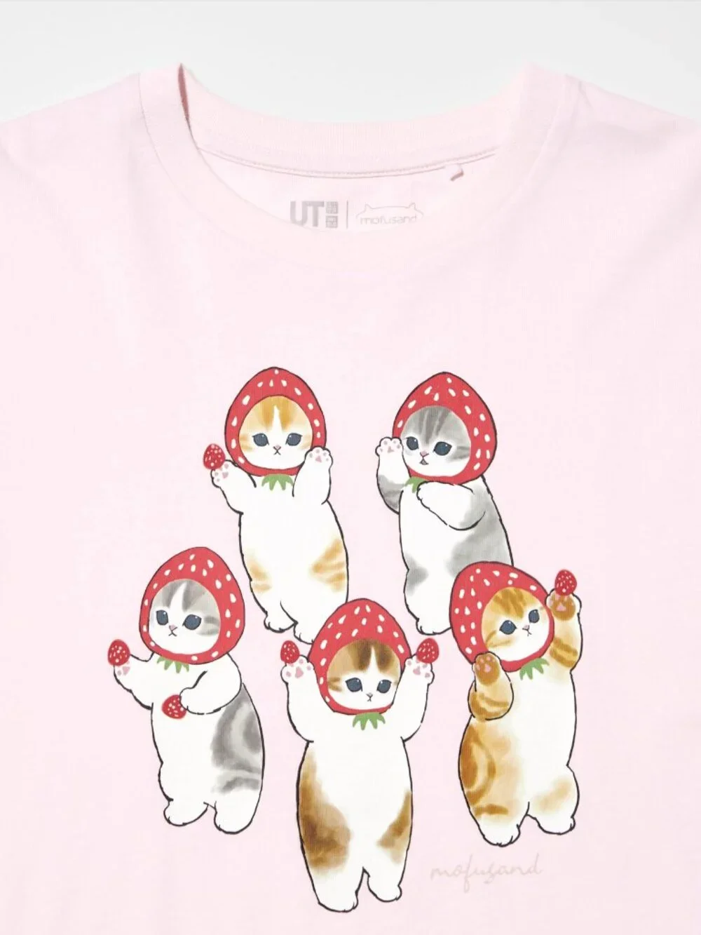 Uniqlo Kids Mofusand Strawberry Cat Tee